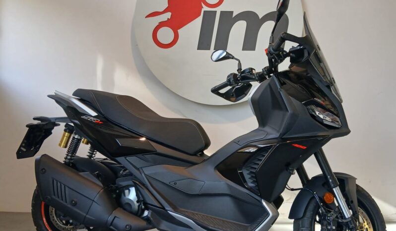 APRILIA SR GT 400