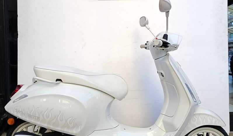 VESPA SPRINT 125 JUSTIN BIEBER